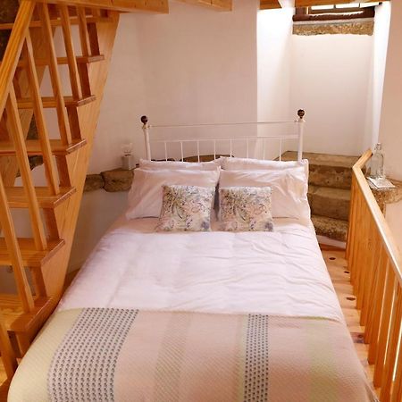 Bed and Breakfast Olá Belém! Cozy Windmill, Stunning views to Lisboa Caparica Zewnętrze zdjęcie