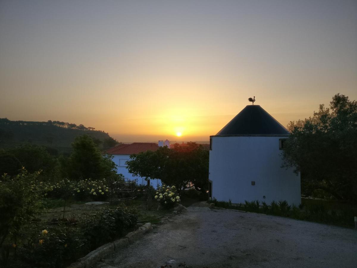 Bed and Breakfast Olá Belém! Cozy Windmill, Stunning views to Lisboa Caparica Zewnętrze zdjęcie